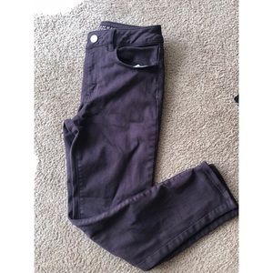 American Eagle Purple Crop Jeggings